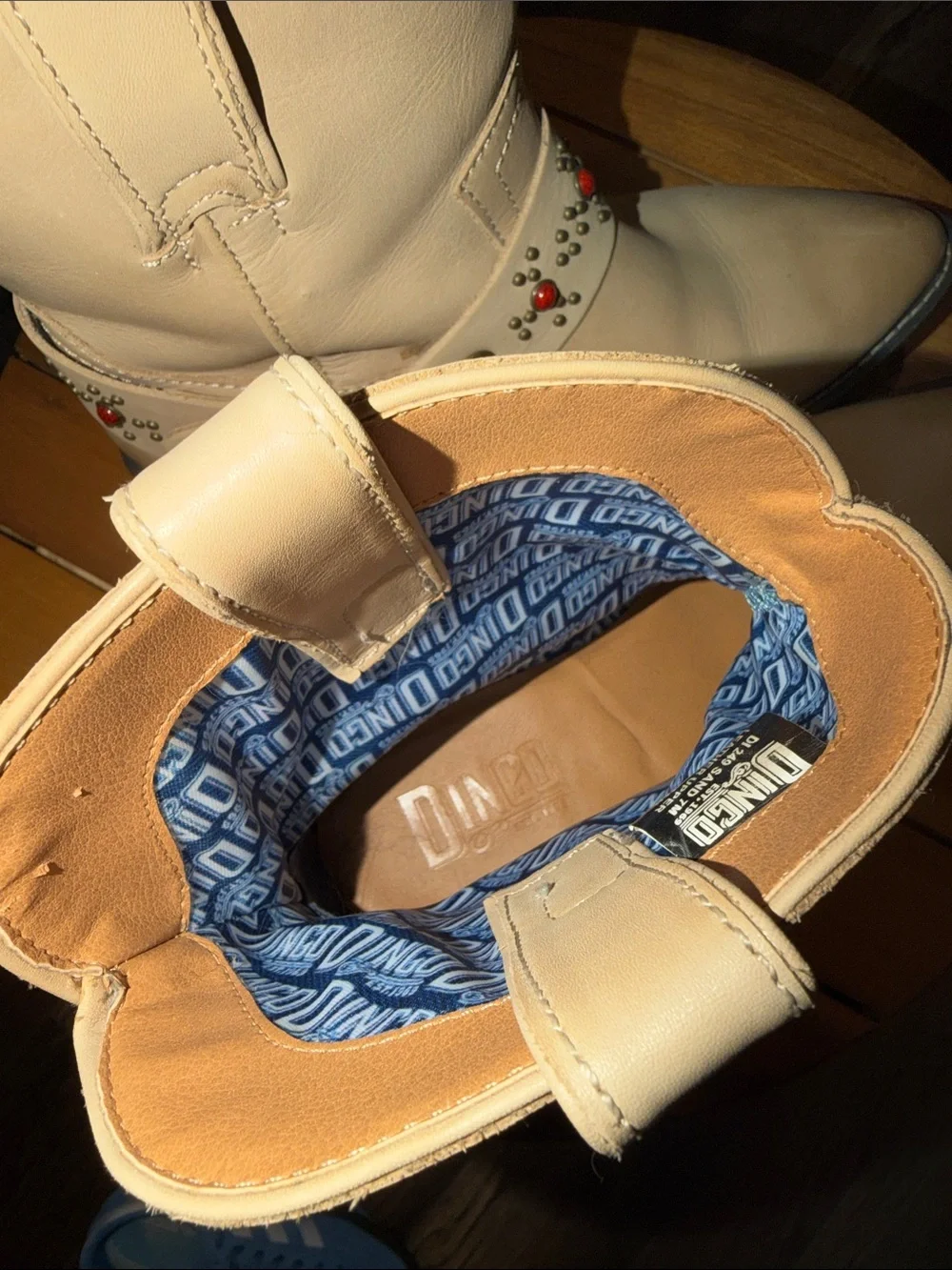 Dingo women’s Silverada western booties